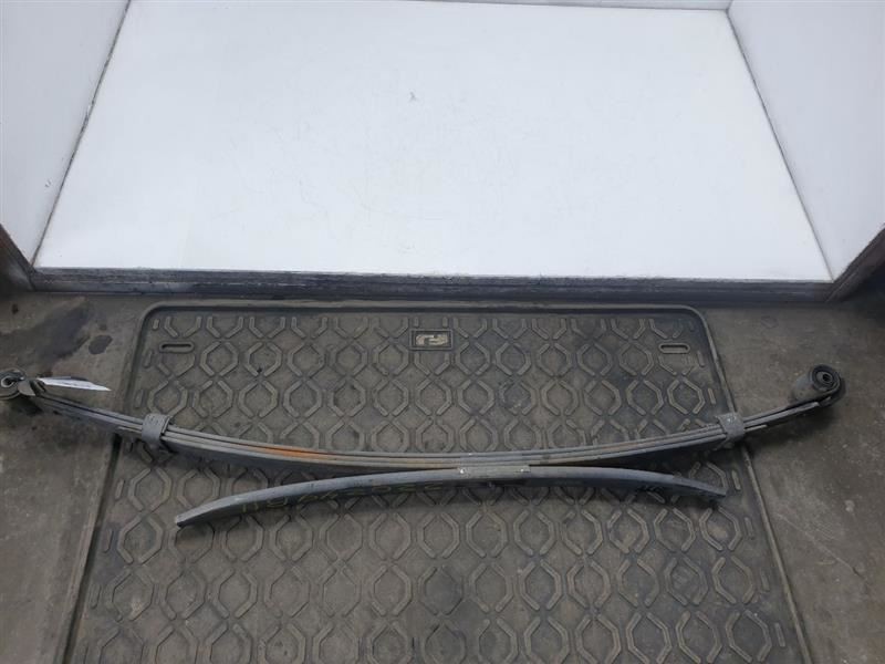 01-04 TOYOTA TACOMA SR5 2.7L RWD AT PASSENGER SIDE REAR LEAF SPRING ASSEMBLY