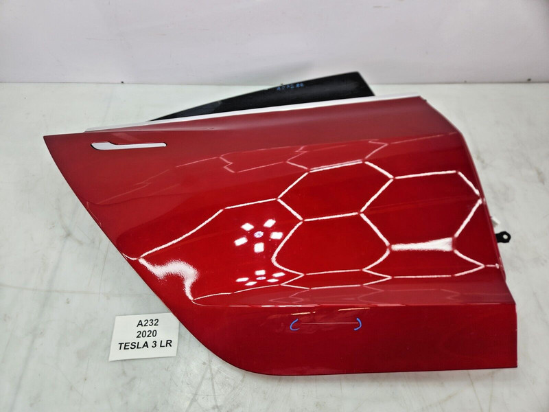 ✅17-20 OEM Tesla Model 3 Rear Right Passenger Door Panel Red W/ Glass COMPLETE *