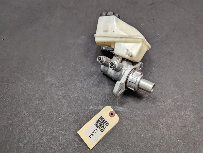 Brake Master Cylinder 2017 Chevrolet Camaro 2016 2018 2019