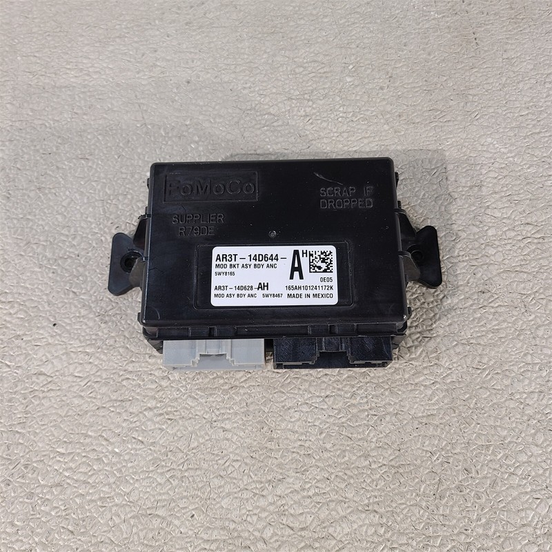 11-14 Mustang GT Lighting Control Module AR3T-14D644-AH Aa7485