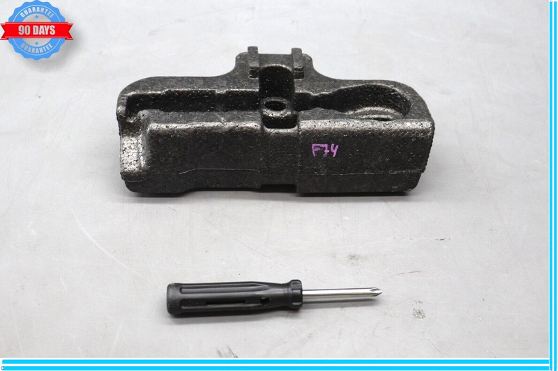16-22 BMW X1 F48 Trunk Emergency Jack Tool Storage Box & Tools Oem