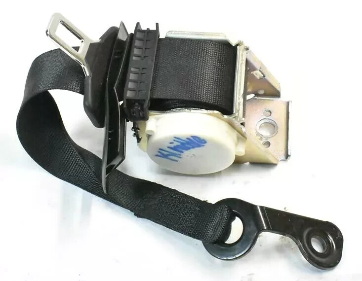 08-14 Mercedes W204 C300 C250 Rear Center Middle Seat Belt Seatbelt Black OEM