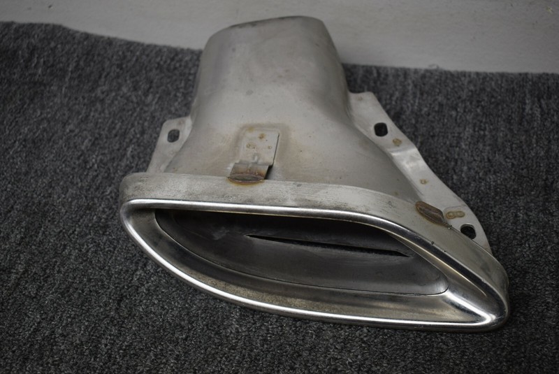 2017-2018 MERCEDES BENZ E 400 EXHAUST TAIL PIPE FACTORY OEM