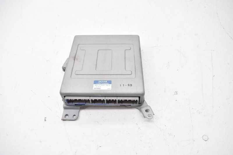 1997-1999 JAGUAR XK8 4.0L CONVERTIBLE TEMPERATURE CONTROL MODULE ECMLJB7600AA