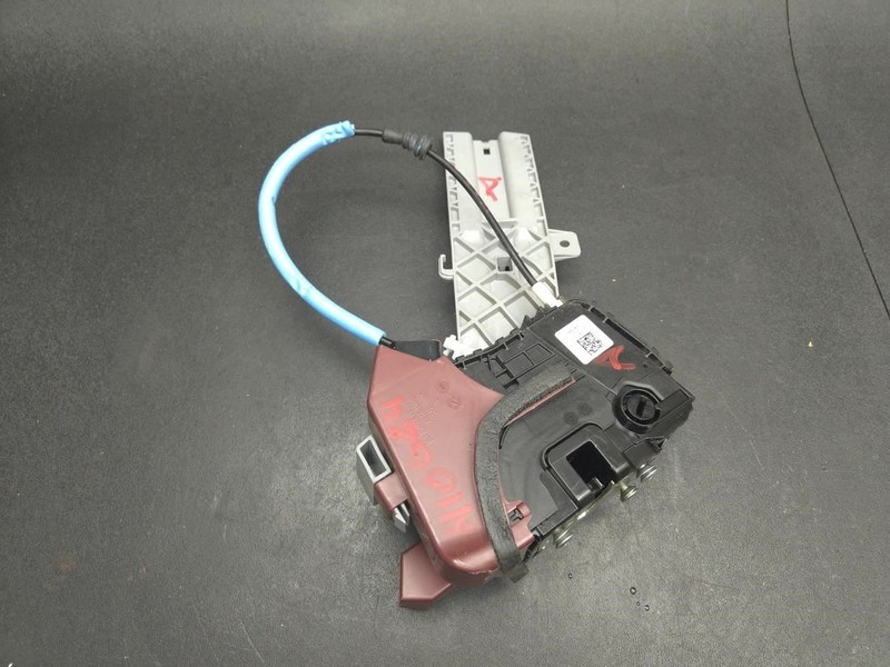 Rear Left Door Lock Latch 2022 Hyundai Tucson 81410-CW000 2021 2023 2024