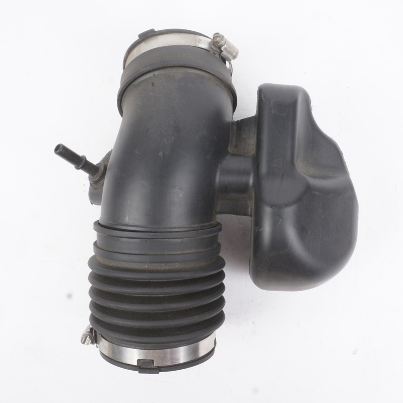 2013 - 2017 Chevrolet Traverse GMC Acadia Engine Air Intake Hose Duct Tube OEM
