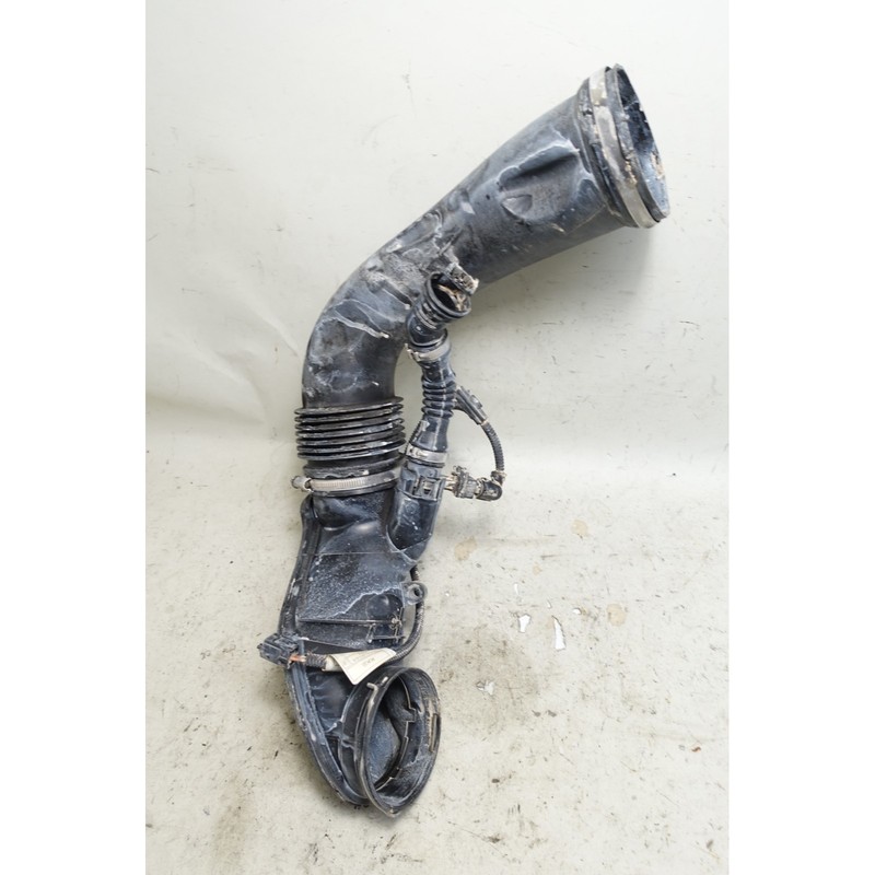 Damaged BMW F10 535d 740d N57 Diesel Turbo Intake Air Pipe 2014-2016 OEM
