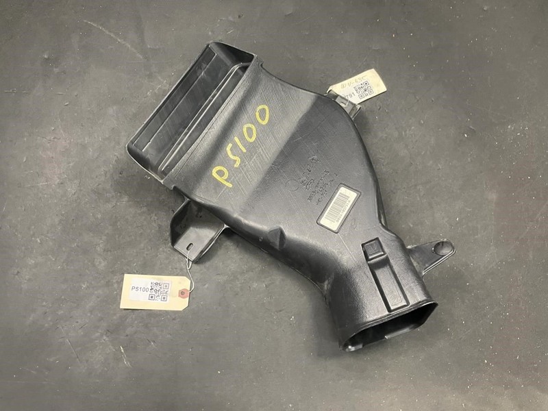 Left C-Pillar Air Vent Duct 2017 Ford Explorer BB53-19D731-AF 2016 2018 2019