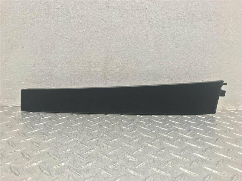 2002-2007 SATURN VUE PASSENGER REAR DOOR WINDOW PILLAR MOULDING OEM 22695101