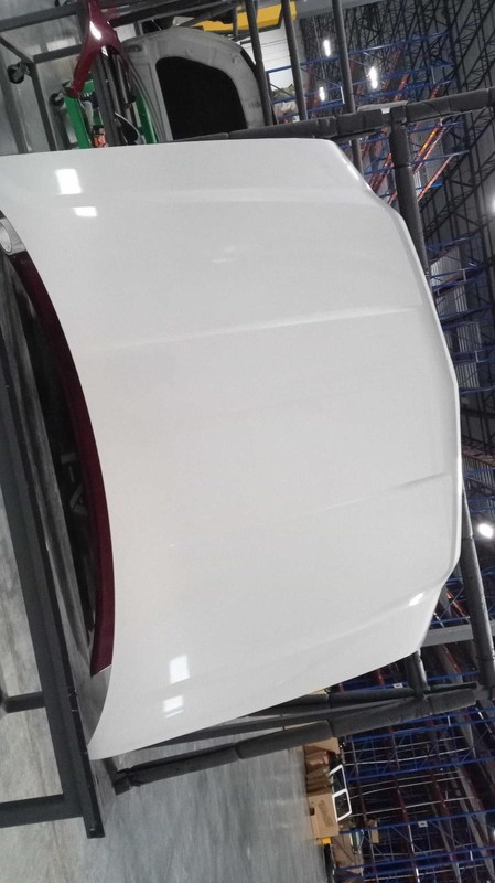 2015-2017 Lincoln Navigator White OEM Hood Panel FL7Z16612A Used