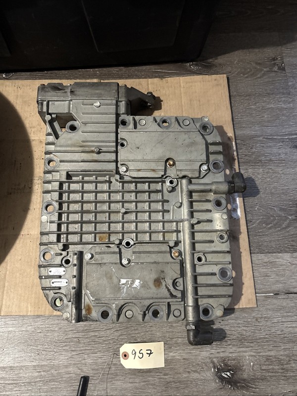 VOLVOTRANSMISSION CONTROLER (TOP OF TRANSMISSION) 4213640010 20829006