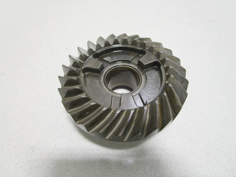 0398034 398034 Evinrude/Johnson 90 115 120 140 Hp Forward Gear OMC 26 Teeth