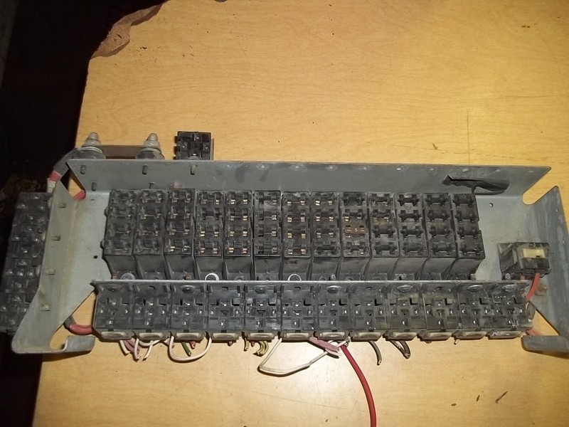 2002-05 International Fuse Relay Block Assembly Job 038056Lineset A-2617