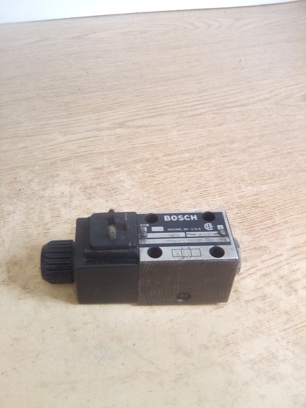 Bosch 081WV06P1V1012WS115/60 Hydraulic Valve 4600PSI