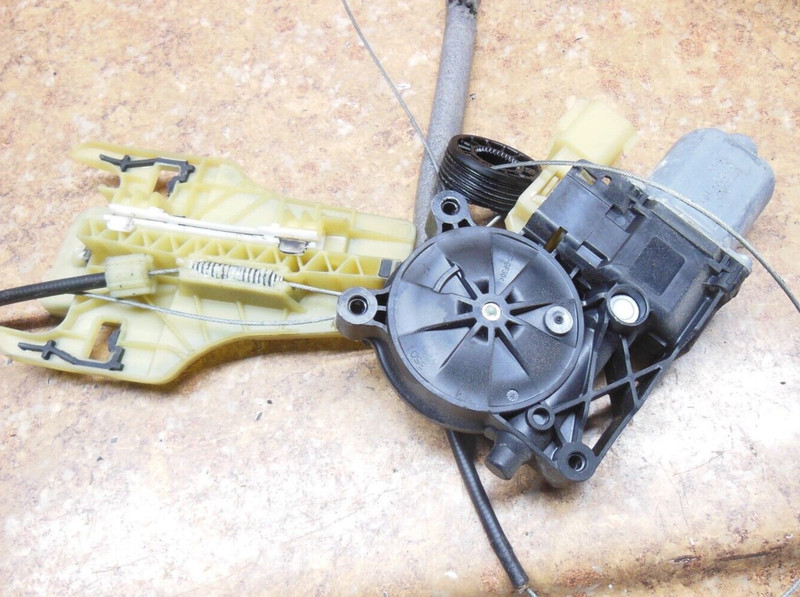 2016 Ford Fusion 2.5L 2.5 L Rear Right Passenger Side Door Window Motor Cable 16