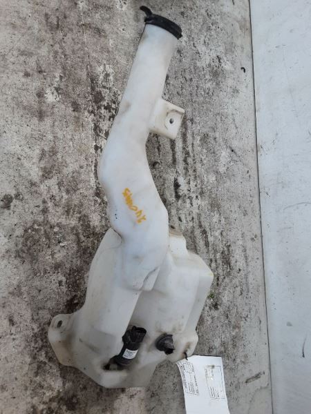 Wash Reservoir Classic Style Fits 15-19 SIERRA 1500 PICKUP 3299286