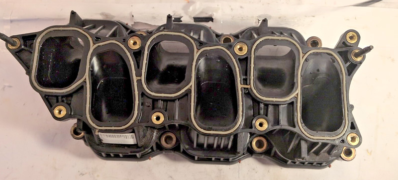 2014-2020 KIA SORRENTO Lower Intake Manifold 3.3L OEM