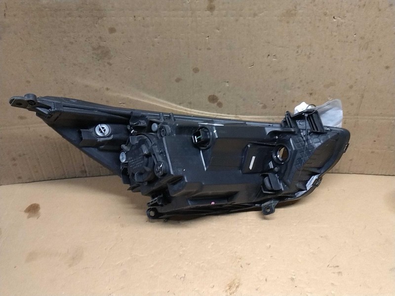 2012-2014 Hyundai Accent Left Headlight Assembly - Hazy/Scratched Lens