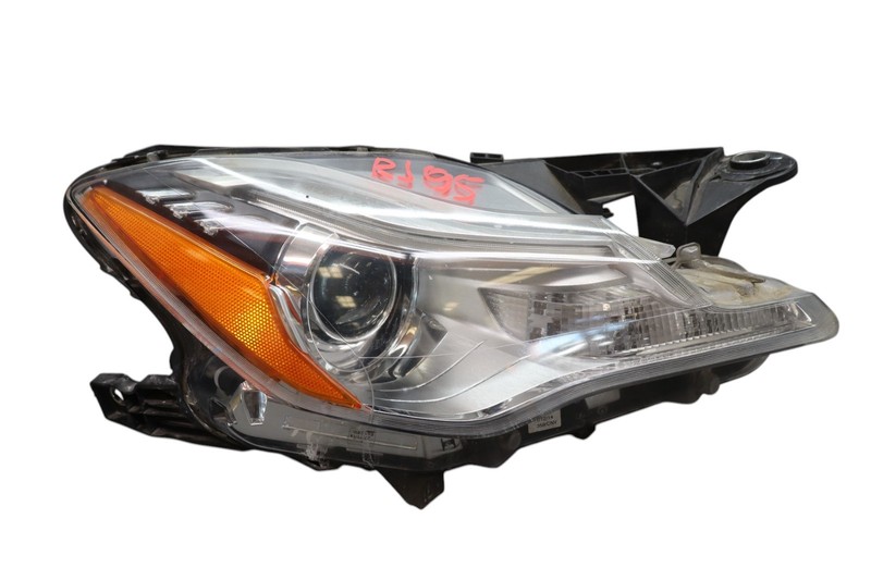 14-17 Maserati Quattroprote M156 Right Side HID Xenon Headlight Head Lamp OEM