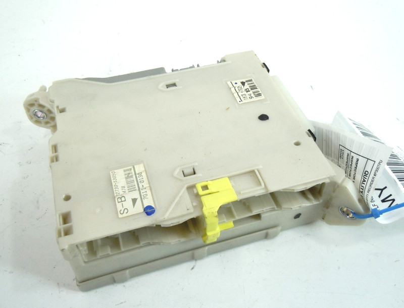 2007 07 Lexus IS250 Relay Junction Body Control Module OEM 82730-53050