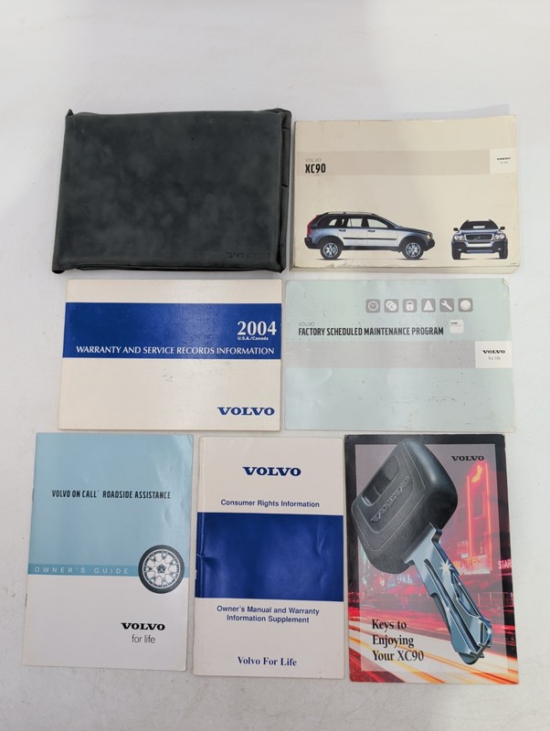 2004 Volvo XC90 Owners Manual Handbook Set Case 04 2.5T T6 V8 Factory Original