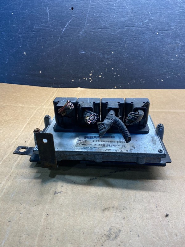 2008 Dodge Durango 5.7 Computer Engine Computer PCM ECU P05187601AE ab3640 DG