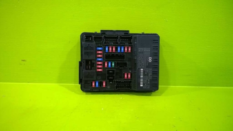 13 14 ALTIMA SV 2.5L ENGINE FUSE RELAY BOX OEM 3138-27