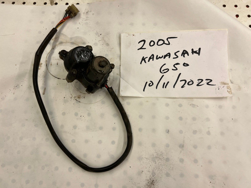 Kawasaki ATV Prairie 650 Converter Cover W/actuators 14041-0626