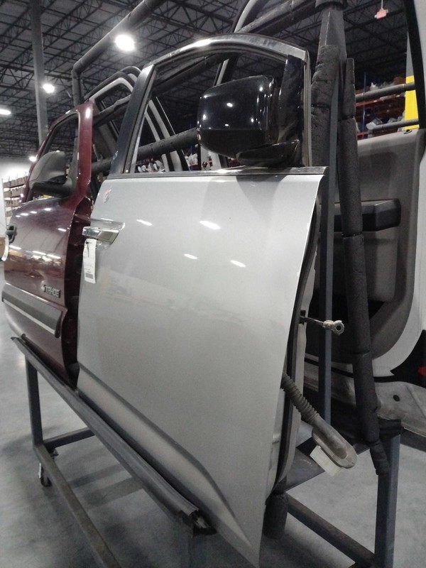 2011 Honda Odyssey Right Door Silver Used OEM 426957 341K Miles