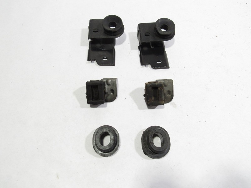 99-04 Ford Mustang GT 1999 Radiator Support Bracket Mount Set 6 Pcs |