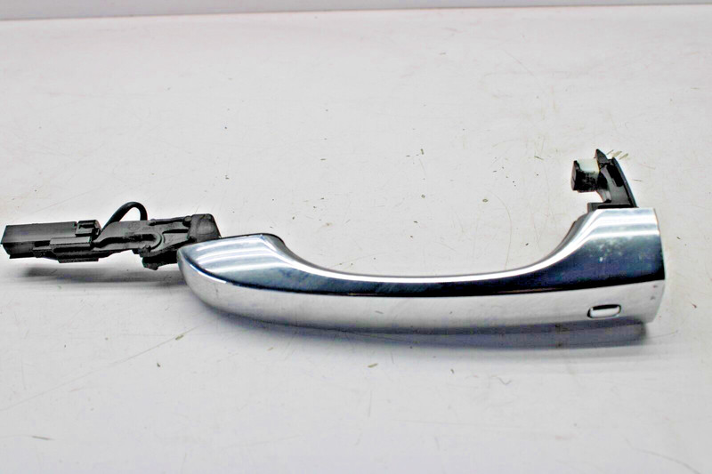 2011-2022 Chrysler 300 Left Front Door Handle OEM Keyless Chrome 4583553907