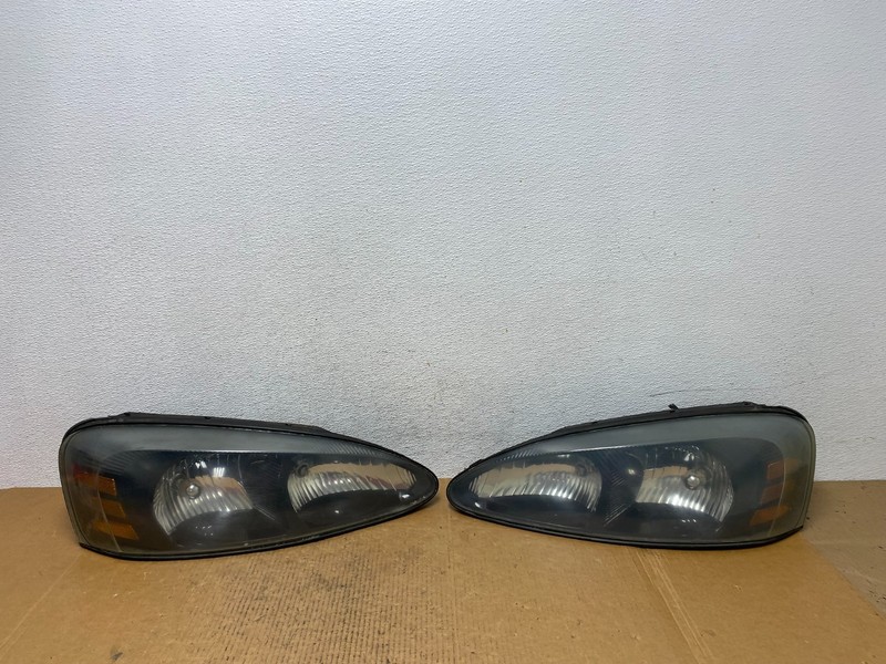 2004 to 2008 Pontiac Grand Prix Left+Right Side Black Headlights Oem AE0311 DW
