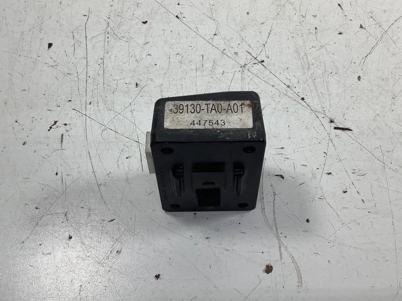 011 Honda Accord Driver Side Network Control Unite 39130-TA0-A01 OEM