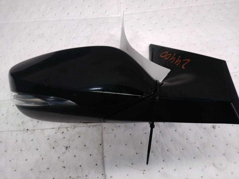2015 Hyundai Elantra Right Door Mirror Assembly Black OEM 537626 134K Miles