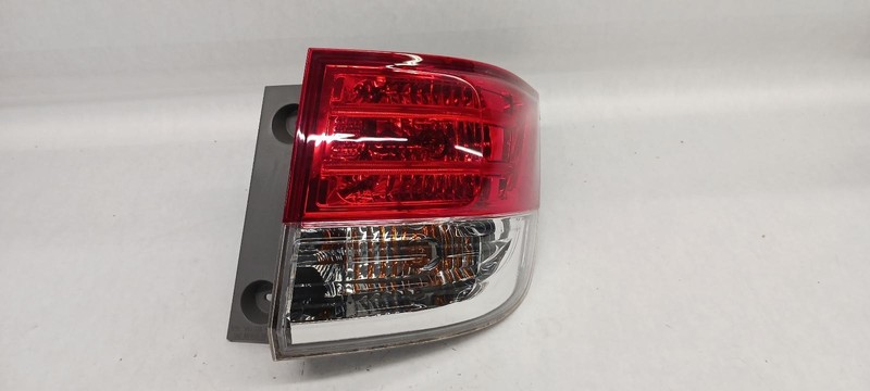 14-'17 HONDA ODYSSEY Right passenger outer Taillight OEM Grade A!
