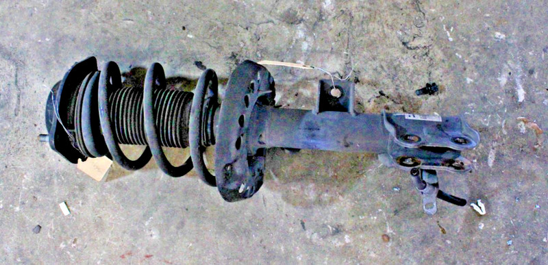 11-14 Hyundai Veloster 1.6L FWD Front Passenger Right Side Shock Strut Absorber