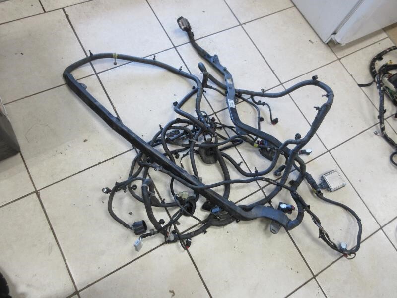 2018 Jeep Grand Cherokee OEM Under Body Wiring Harness 68333118