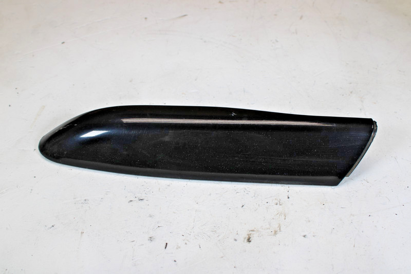 2002-14 CADILLAC ESCALADE DRIVER SIDE FRONT ROOF RACK END CAP 25787559 OEM
