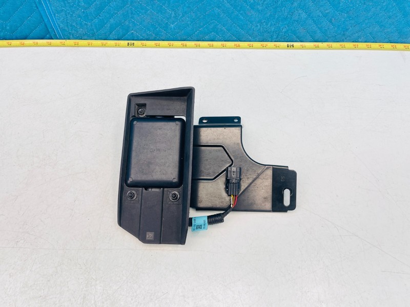 2018–2023 Hyundai Kona OEM Blind Spot Detection Module RH 95821-J3000
