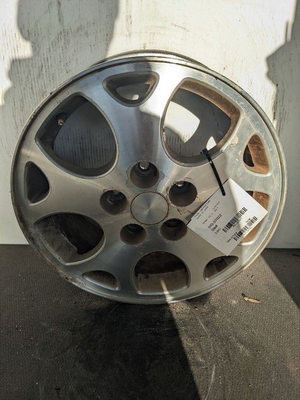 Wheel 16x6-1/2 Aluminum 10 Hole Brushed Opt NW0 Fits 02-07 VUE 1183902