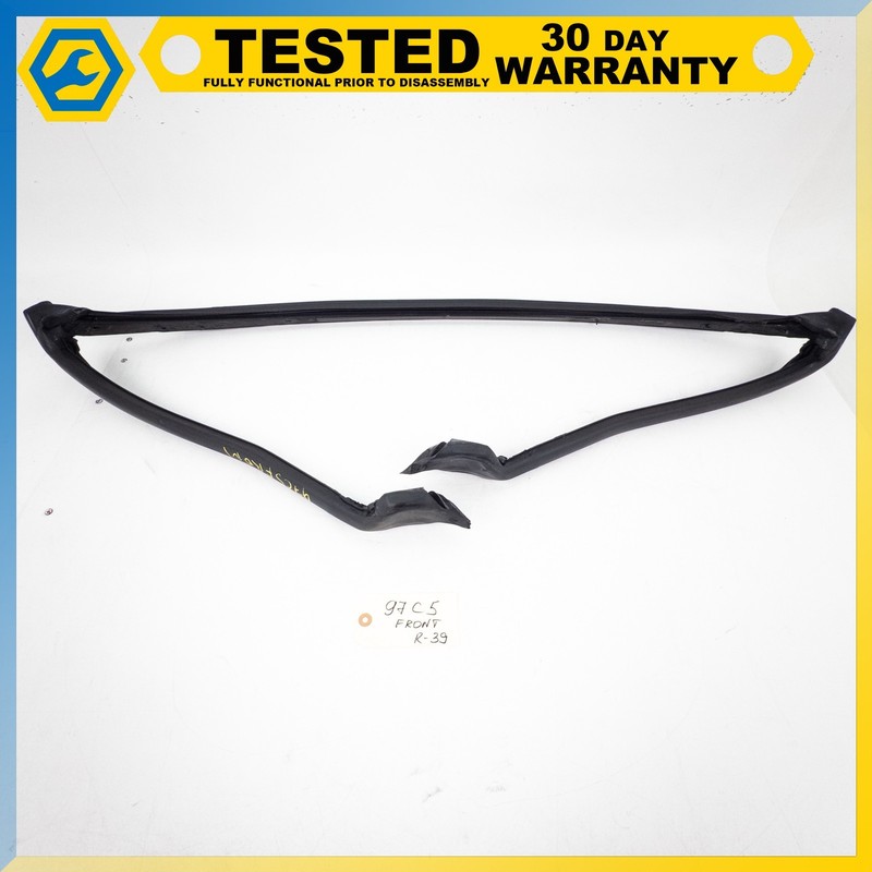 97-04 CHEVROLET CORVETTE C5 FRONT WINDSHIELD FRAME WEATHERSTRIP SEAL OEM