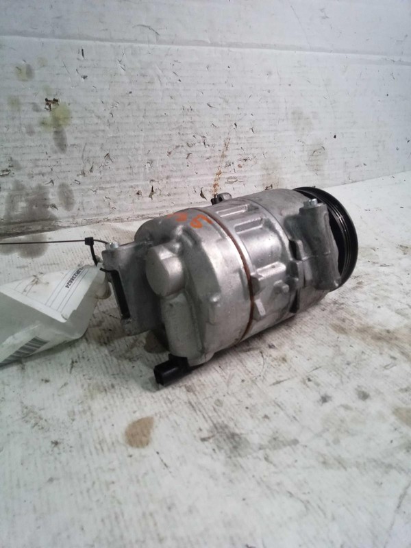 2018 Ford Fusion A/C Compressor OEM JG9H19D629CA 83K Miles Grey