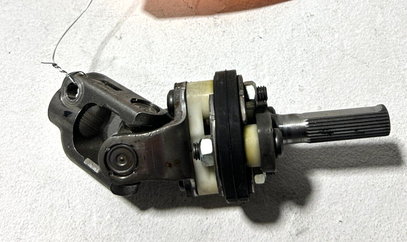 2018-2019-2020 ACURA TLX STEERING COLUMN SHAFT LOWER U-JOINT OEM