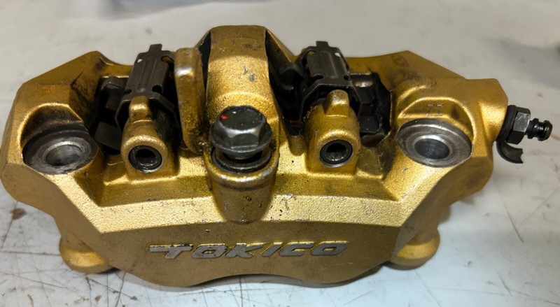 2005 Kawasaki ZX1200 B ZX 1200 ZX12 12 Ninja Right Front Disk Brake Caliper G6
