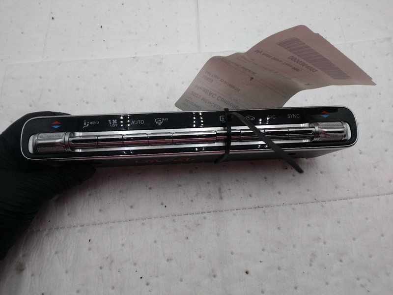2021 Mercedes-Benz GLA-Class A/C Selector Switch OEM 2479056803 White Used