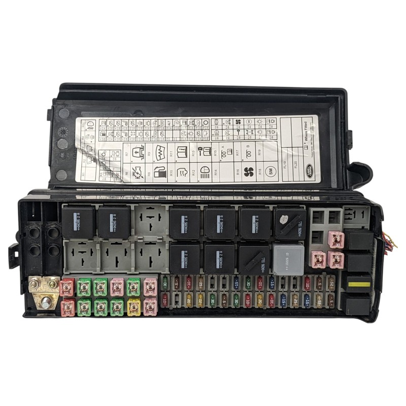 2005-2009 Land Rover LR3 Sport 4.4L Engine Bay Relay Fuse Box EJBM01 ECC01 OEM