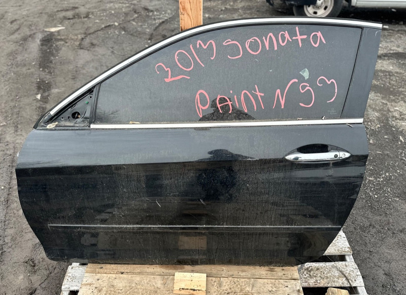 2011-2014 Hyundai Sonata FRONT LEFT Door Shell Paint: 93