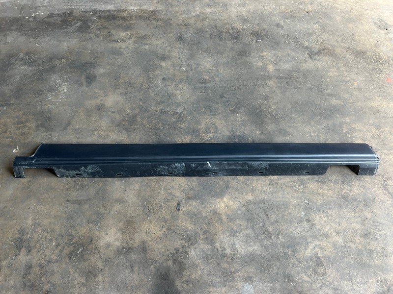 18-22 Range Rover L494 LEFT SIDE SKIRT ROCKER PANEL COVER MOLDING OEM