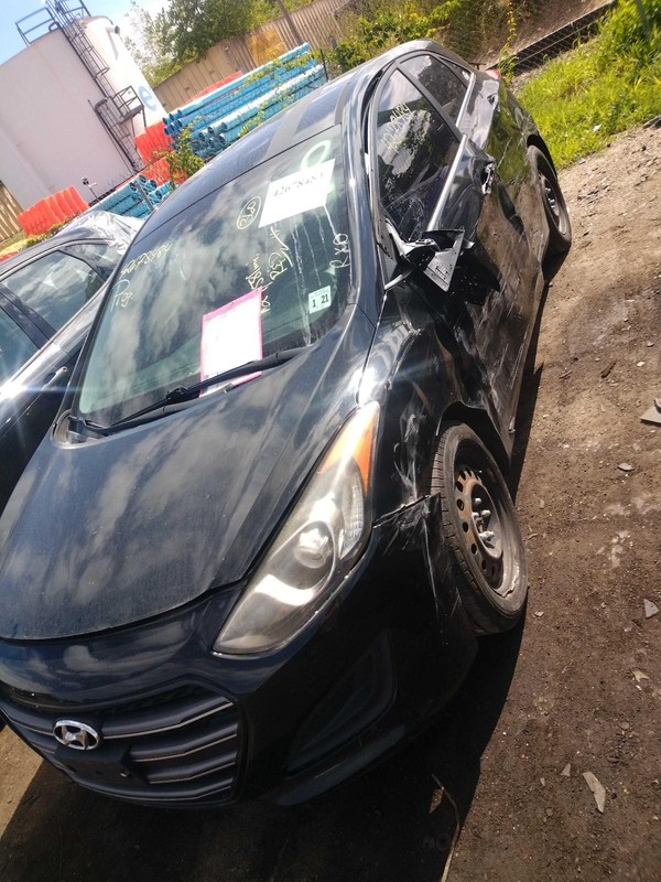 2016 Hyundai Elantra Beam Axle Black OEM 527103X000 124K Miles FWD