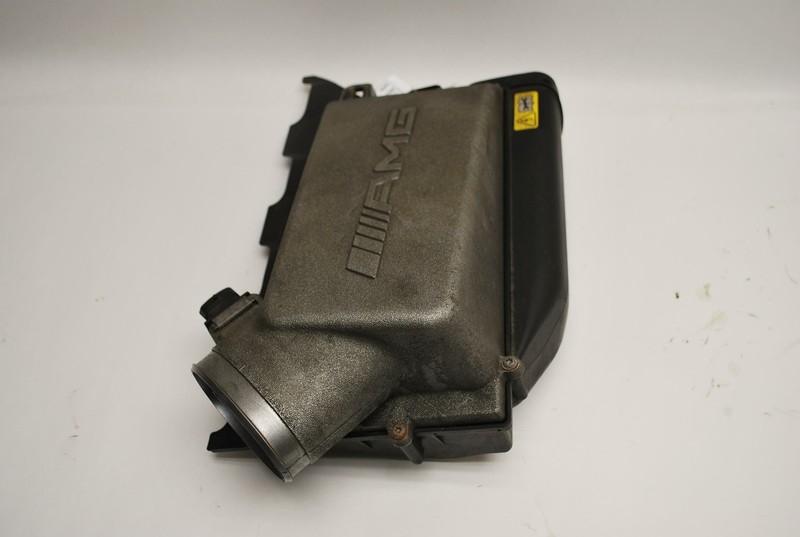2007-2011 MERCEDES CLS63 AMG W219 6.3L RIGHT SIDE ENGINE AIR CLEANER COVER OEM